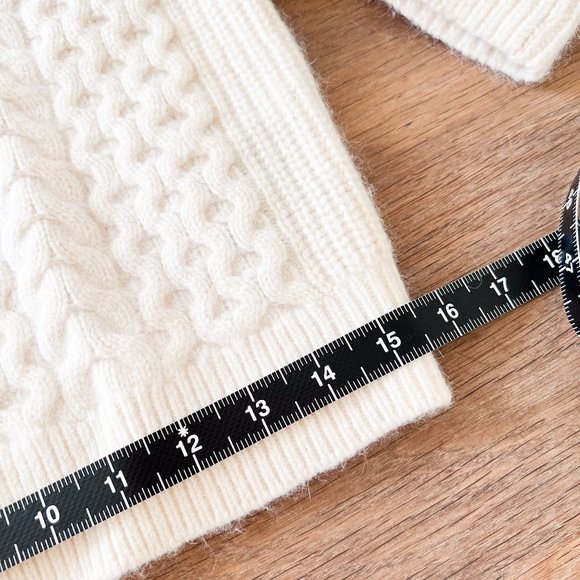 ✨ NWT ✨ Cream - Club Monaco - Leala Cropped Sweater - Picture 10 of 12